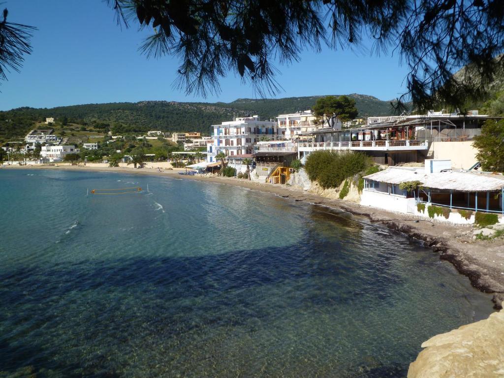 Hotel Liberty II Agia Marina  Exteriér fotografie