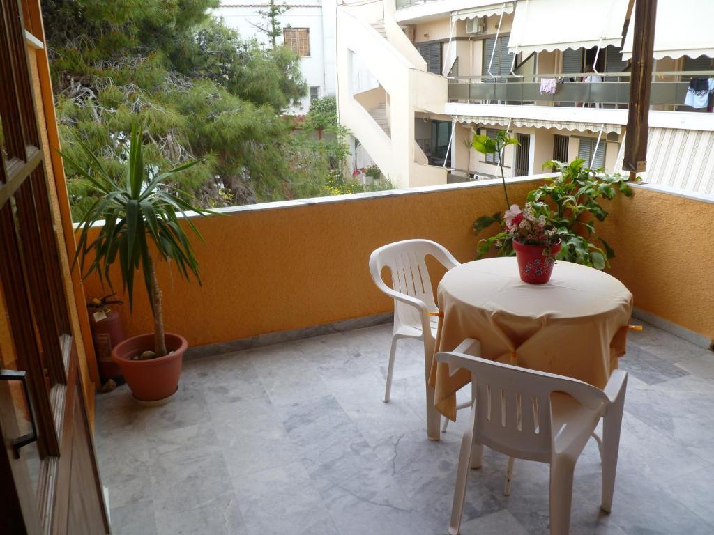 Hotel Liberty II Agia Marina  Exteriér fotografie